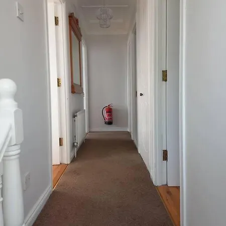 Large 4bed Available Long-term In * Letterkenny