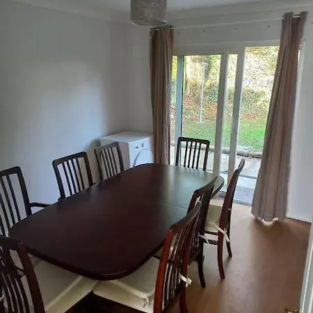 Villa Large 4bed Available Long-term In Letterkenny