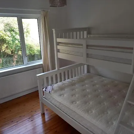 别墅 Large 4bed Available Long-term In